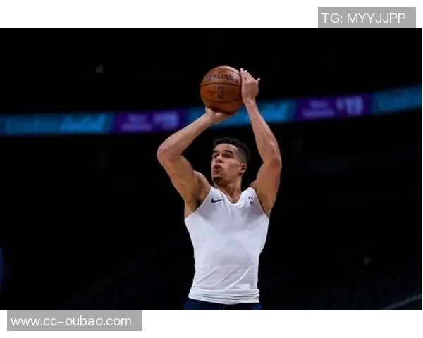 小波特高效表现15投12中独得30分4篮板5助攻3抢断令人赞叹不已